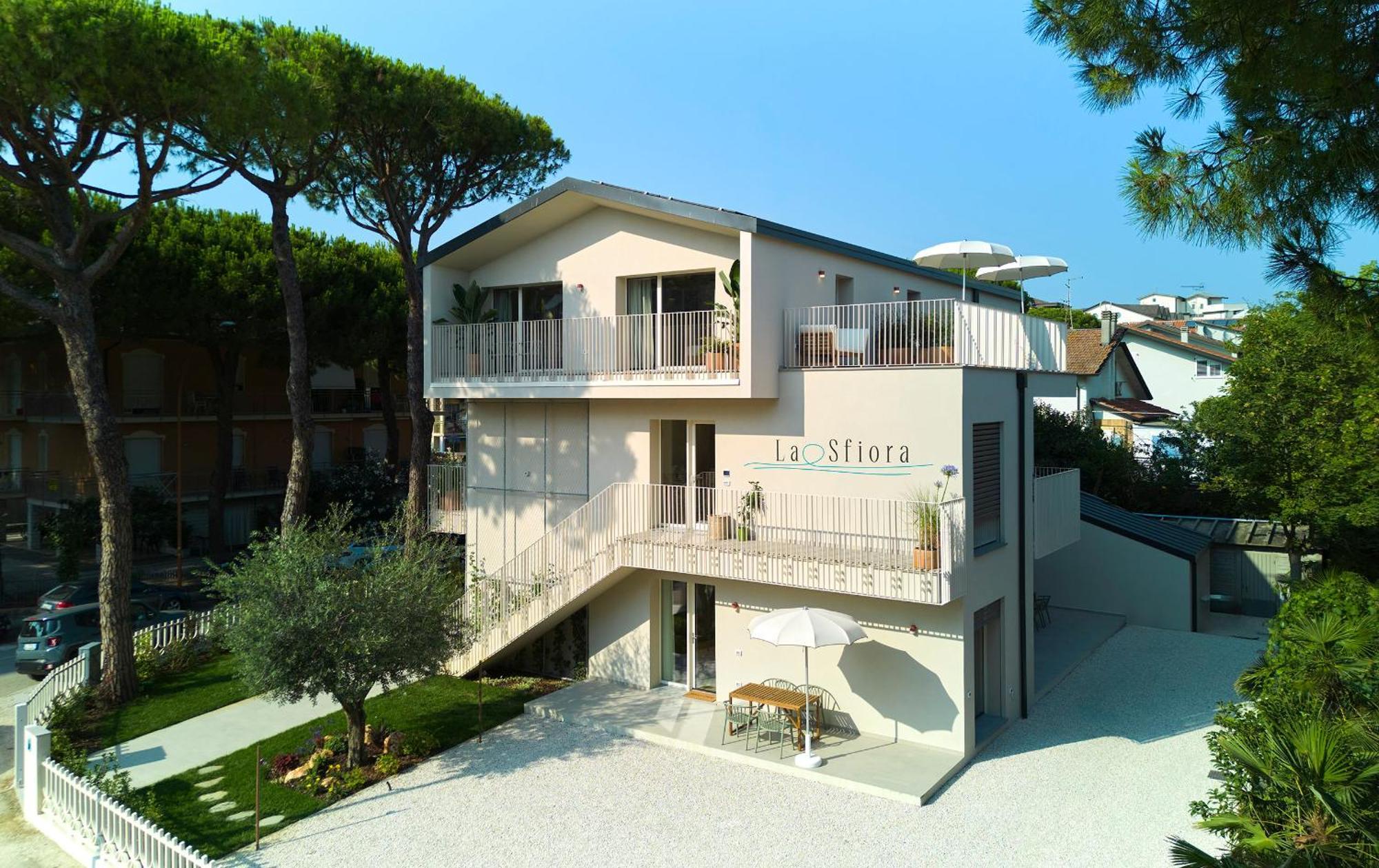 La Sfiora B&B Cervia Bagian luar foto