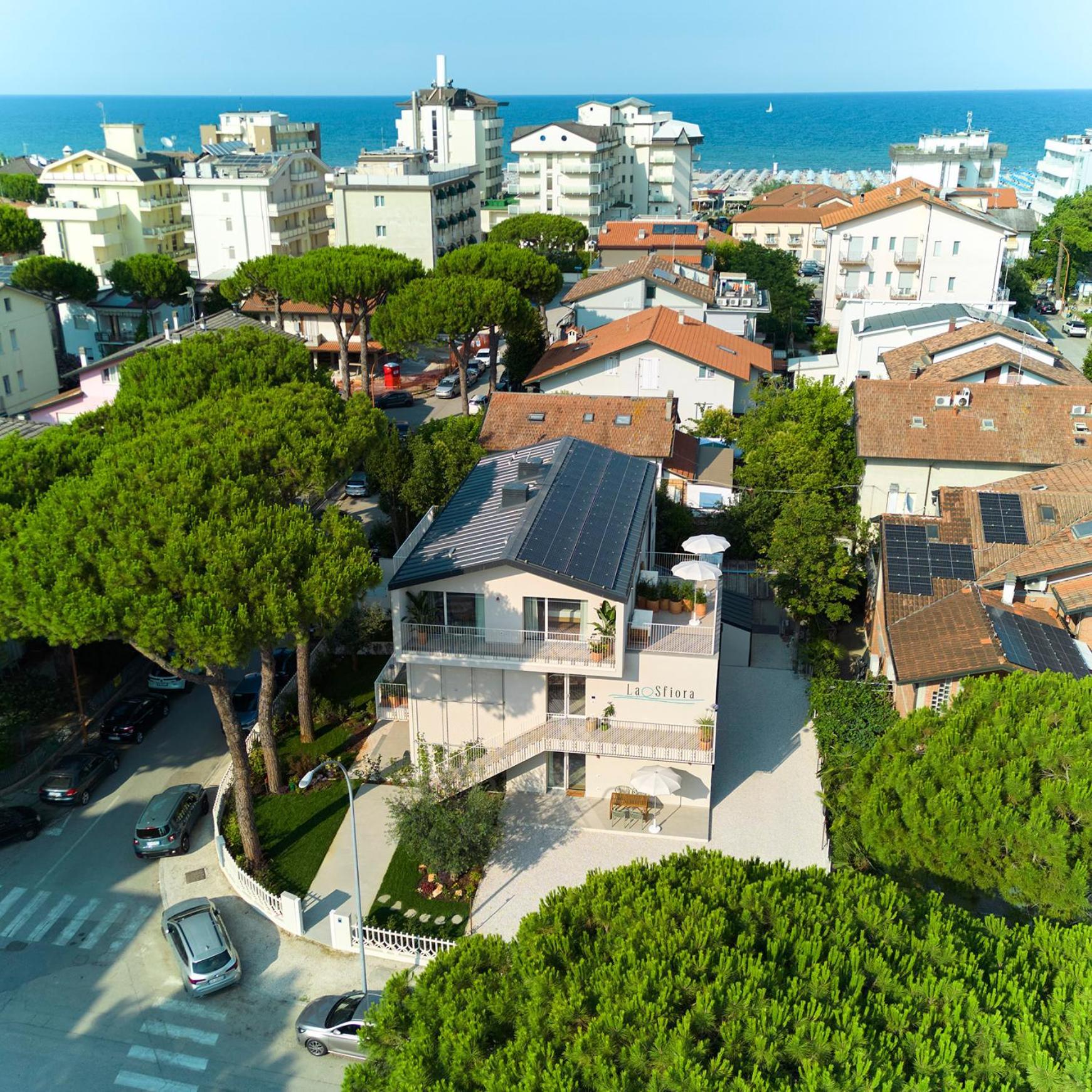 La Sfiora B&B Cervia Bagian luar foto